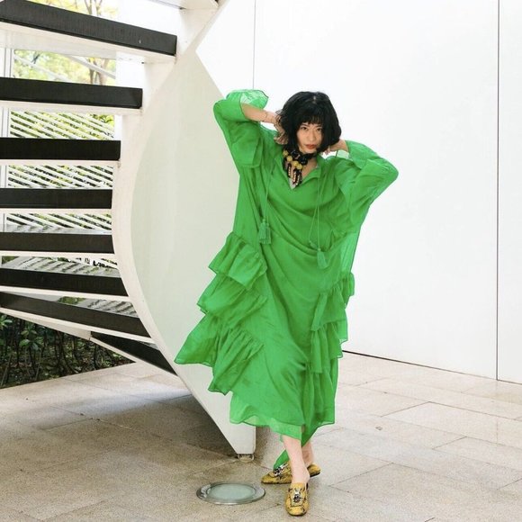 IRIS APFEL x H&M GREEN LONG FLOWY RUFFLED KAFTAN KIMONO STYLE DRESS - Picture 2 of 2